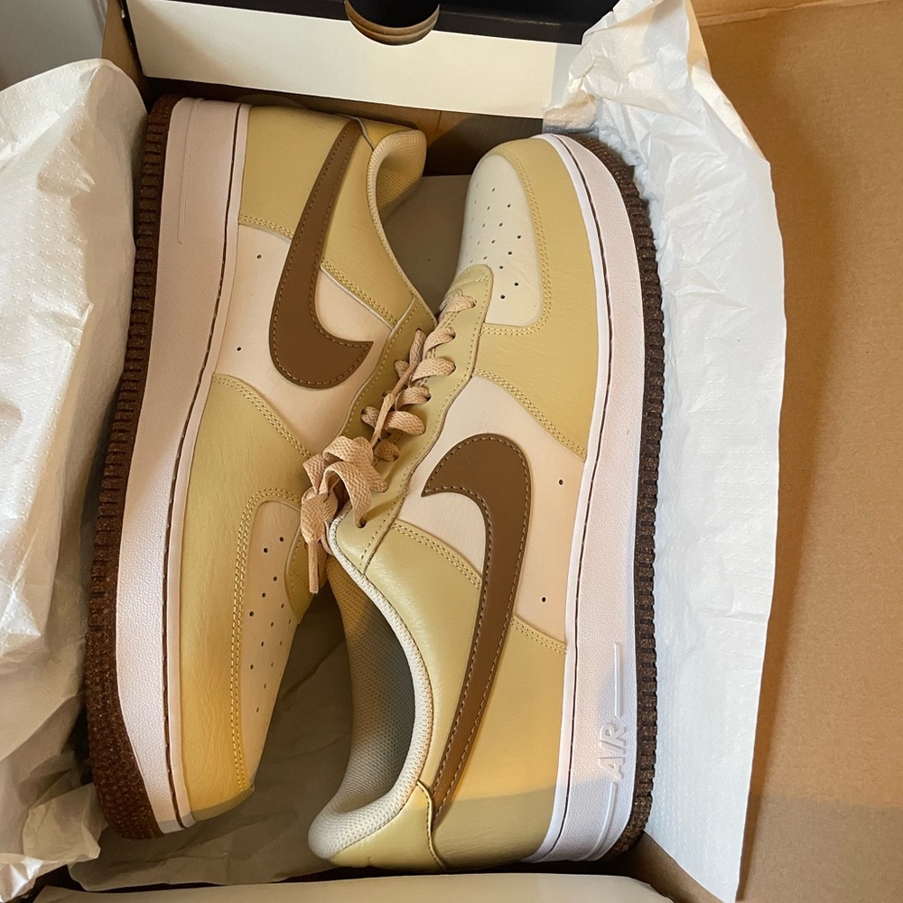Nike Air Force 1 Low in Cream and Brown
